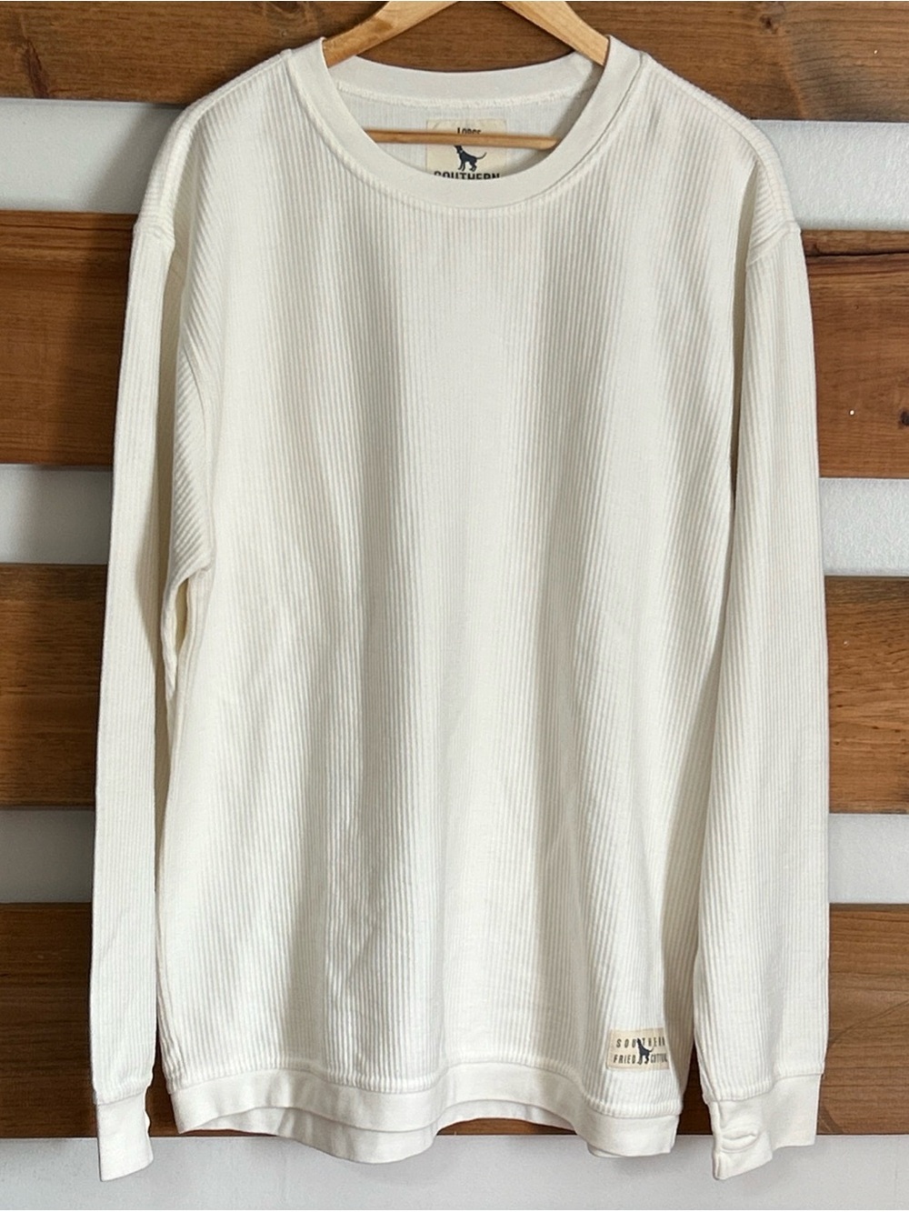 Southern Fried Cotton Men's Long Sleeve White Ripped Pullon Sweater Size Large